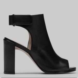 Stuart Weitzman Frontroom Leather Sandals Size 5.5